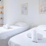 Bright Renovated In Center Of Old Lejlighed