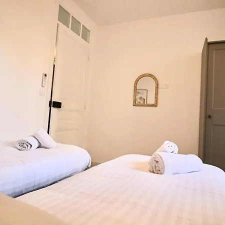 Fersen Bright Renovated For 5 People In Center Of Old *