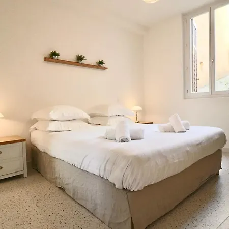 Fersen Bright Renovated For 5 People In Center Of Old Apartamento